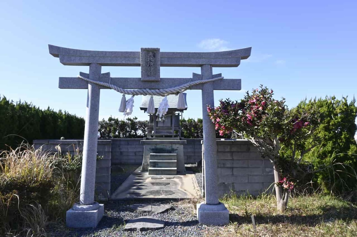 米子市淀江町にある『淀江台場跡』の向かいにある恵比寿神社