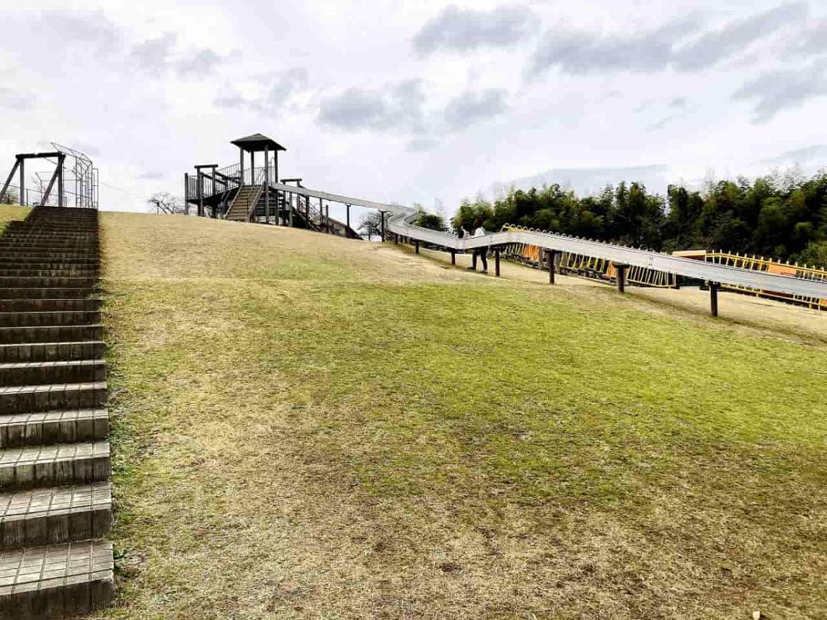 島根県雲南市にある『丸子山公園』の様子