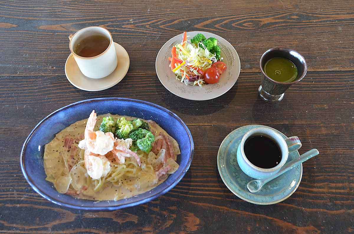 浜田市_KIYA_キヤ_カフェ_雑貨_人気_オススメ_オムハヤシ_はちみつ_わた屋蜂右衛門