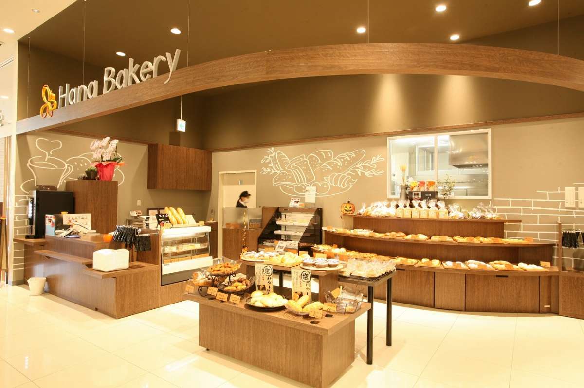 人気記事_塩パンがめちゃウマ！松江のスーパー内にあるパン屋『ハナベーカリー』【食レポ動画あり】