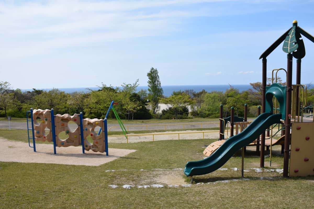 出雲市_ピクニック_公園_手引ヶ丘公園 風の子楽習館