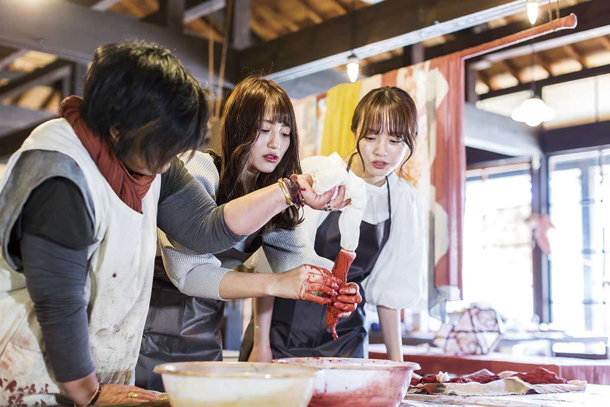 20210610おでかけマンスリー岡山23_ベンガラ染め