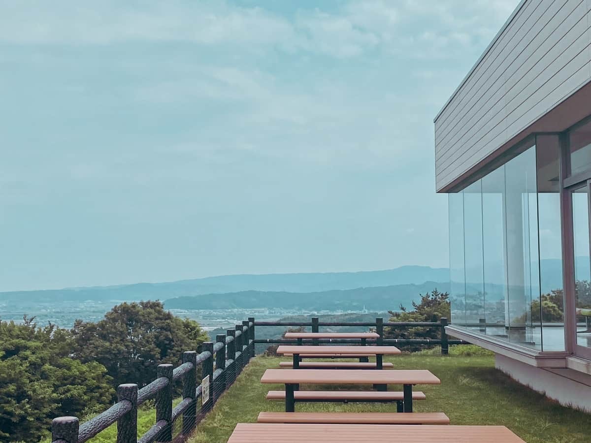 人気記事_叫びたくなるほどの絶景…だけど穴場！北栄町『蜘ヶ家山 山菜の里』でスーッと深呼吸