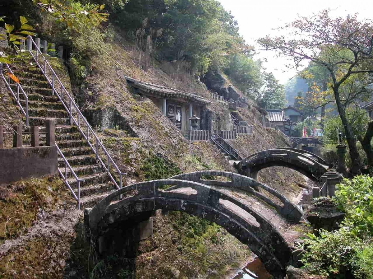 大田市_石見銀山_羅漢寺_五百羅漢_銭洗い弁財天_観光_おでかけ_オススメ_人気_お寺参拝_食堂カフェgui