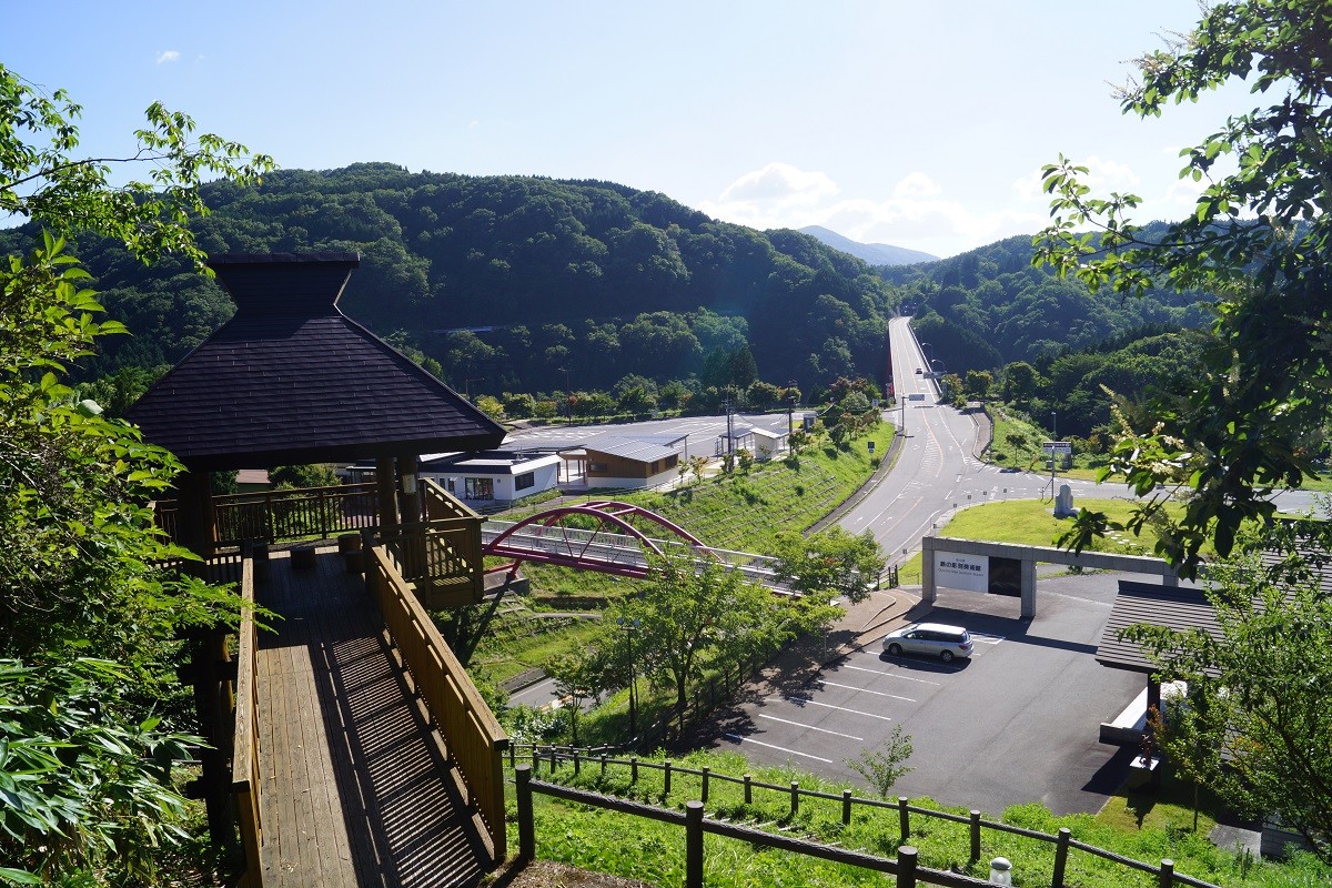 人気記事_買・食・見・遊・泊が全部叶う！？奥出雲『道の駅奥出雲おろちループ』で思い出づくりを