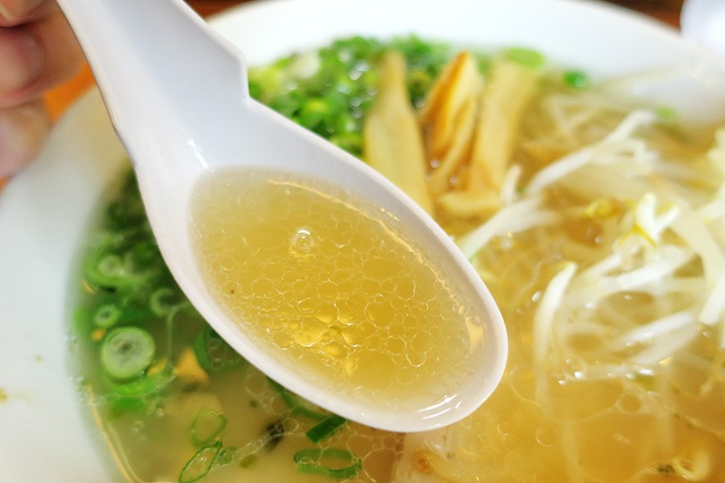 鳥取県米子市_ラーメン_牛骨ラーメン_おすすめ_人気_穴場_とん楽両三柳店