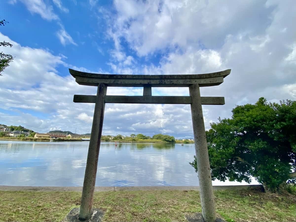 島根県松江市朝酌町にある『多賀神社』の鳥居