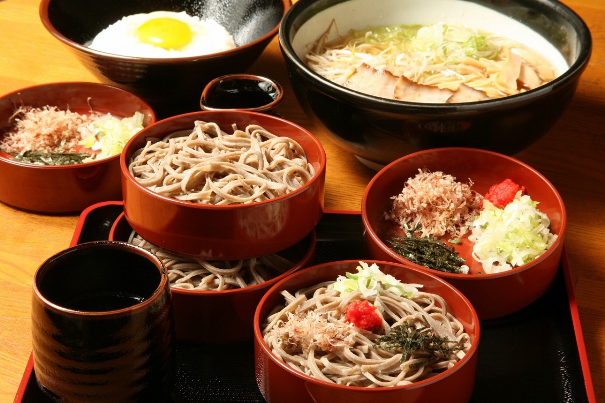 島根県安来市_そば_人気_そば処大塚_メニュー_駐車場_ラーメン