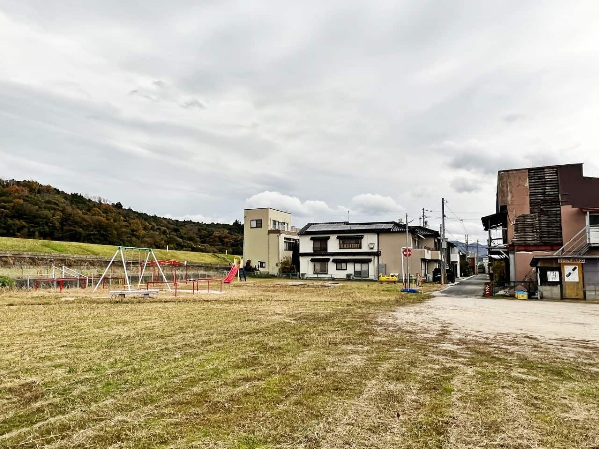 鳥取県倉吉市_旭田町児童遊園地_公園_駐車場_トイレ_遊具_ジョギング_ウォーキング_花見