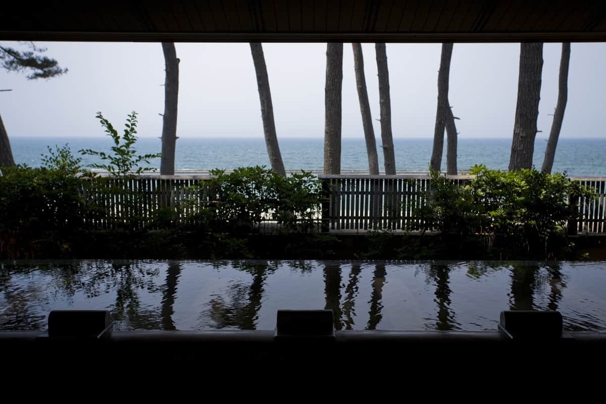 鳥取県米子市_皆生温泉_温泉宿_人気_華水亭_露天風呂_日帰り温泉