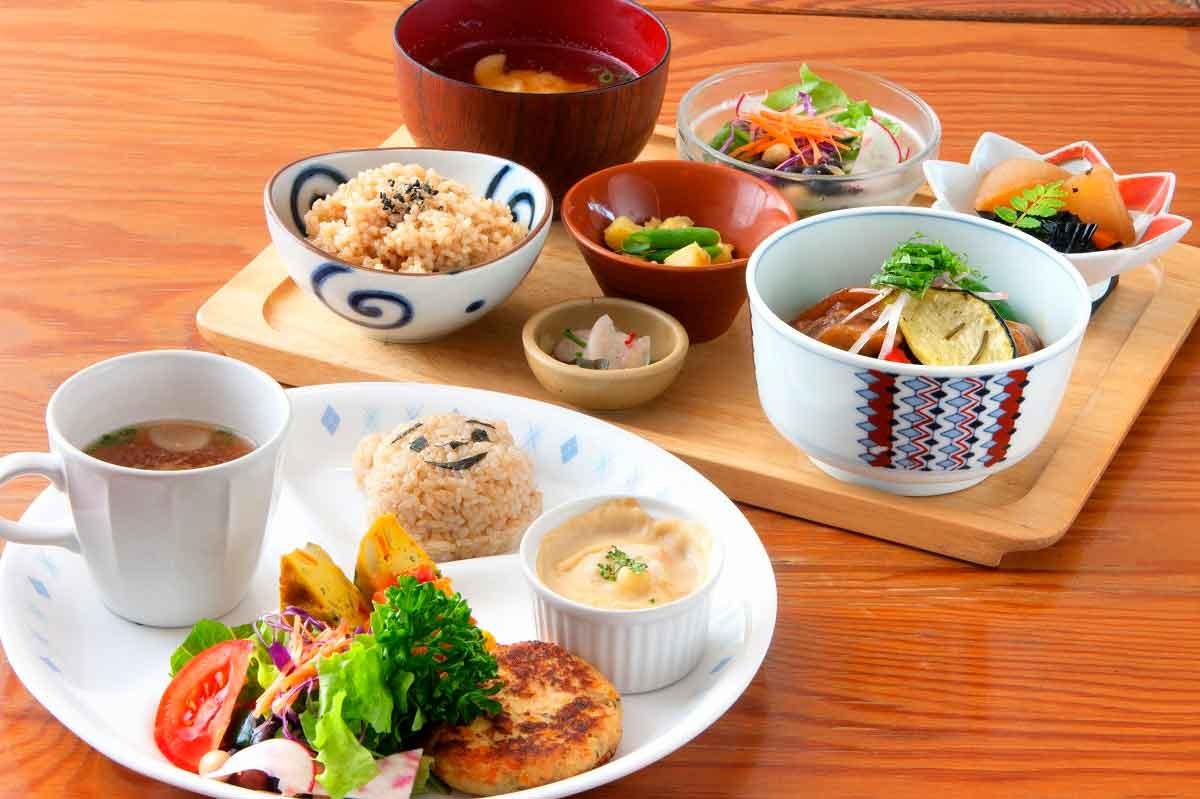 動画 米子 境港のベスト ランチ 10選 地元編集部が選ぶおすすめお昼ごはん 日刊lazuda ラズダ 島根 鳥取を知る 見る 食べる 遊ぶ 暮らすwebマガジン 動画 米子 境港のベスト ランチ 10選 地元編集部が選ぶおすすめお昼ごはん 日刊lazuda ラズダ 島根 鳥取を知る 見る 食べる 遊ぶ 暮らすwebマガジン