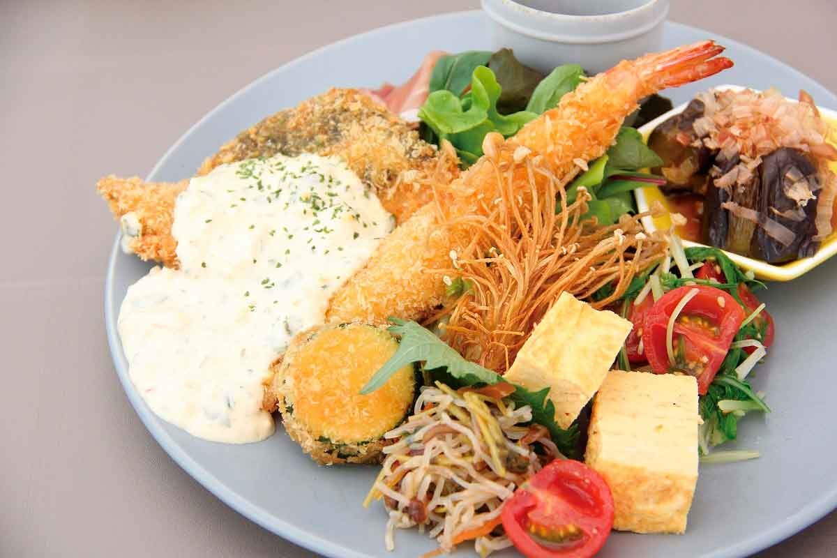 境港市のおすすめランチスポット『めしくうところふく』