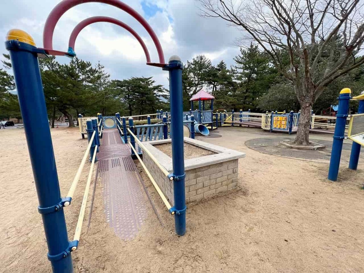 島根県出雲市の『島根県立浜山公園』の様子