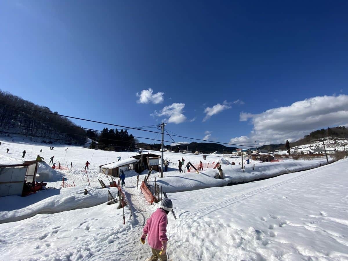 島根県奥出雲町にある穴場スキー場『三井野原スキー場』の様子