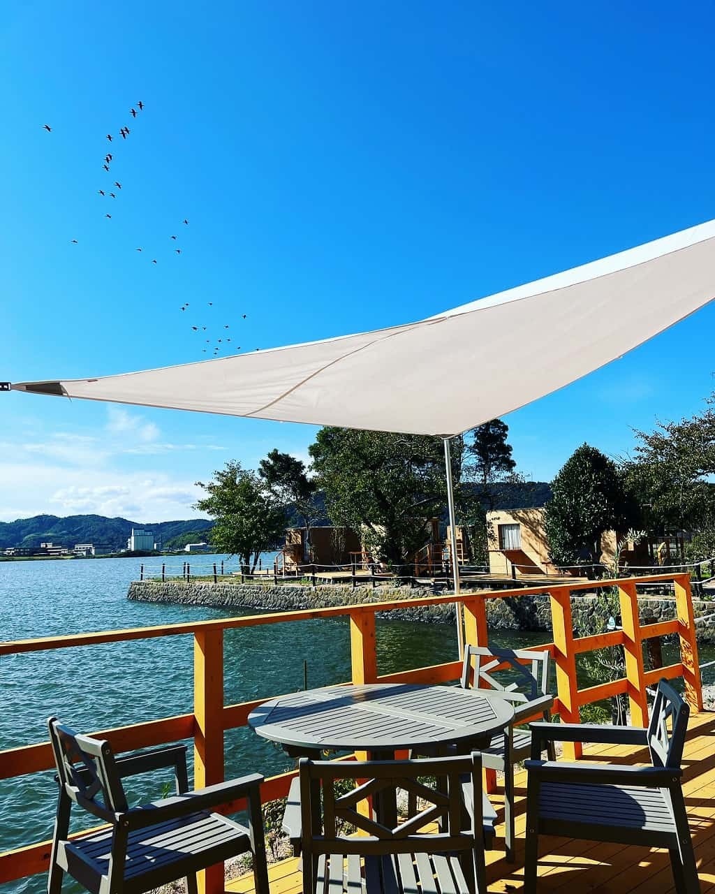 鳥取県東伯郡湯梨浜町にあるカフェ『湖屋』のからの眺め