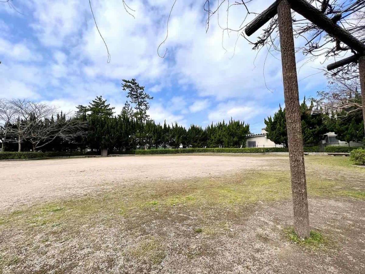 鳥取県米子市両三柳にある『三柳上谷公園』の様子