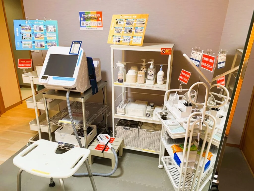 島根県松江市（JR松江駅前）にオープンした完全無人のセルフ脱毛サロン『ハイジ』の店内