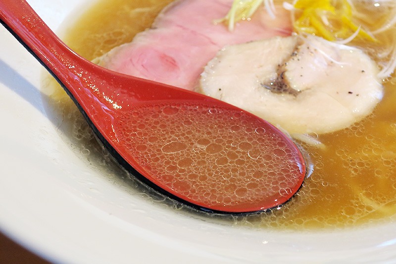 鳥取県倉吉市の人気ラーメン店『麺屋TASUKU』の鯛ラーメン