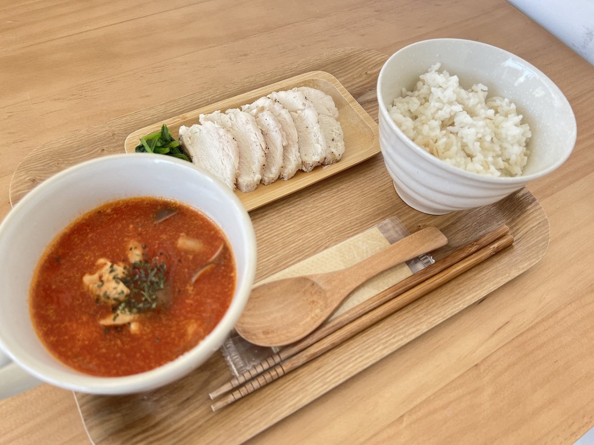  鳥取県米子市の『cafe alo』の「鶏ハムスープセット」