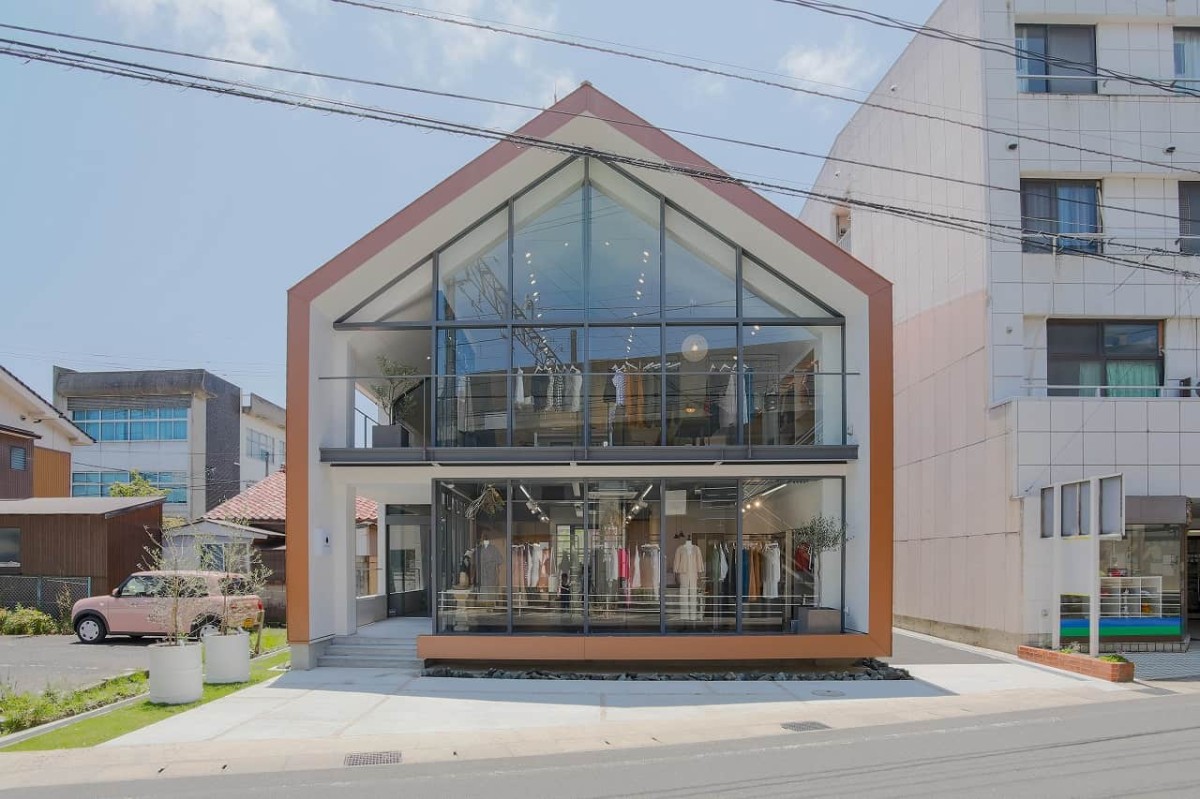 島根県松江市にあるフォトスタジオ『セルフ写真館 yourself』の外観