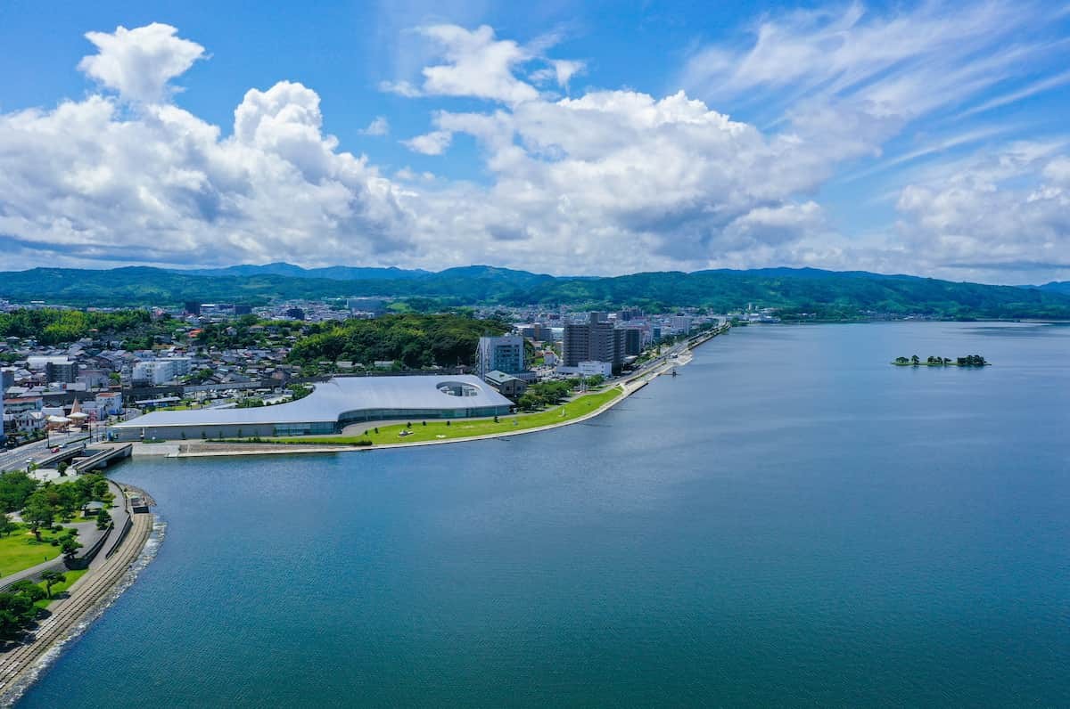 島根県立美術館の空撮写真
