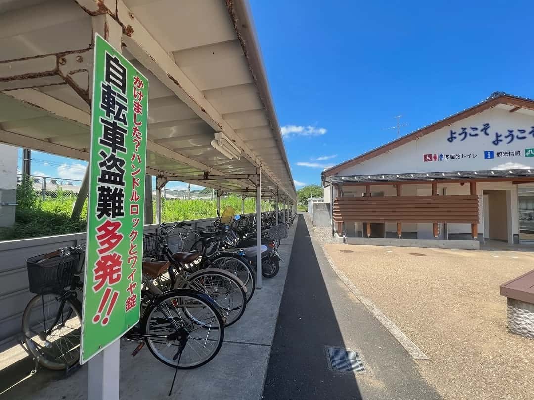 鳥取県鳥取市青谷町にある青谷駅の様子