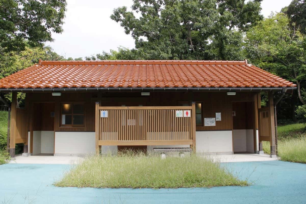島根県浜田市のおすすめ公園『石見海浜公園（姉ヶ浜）』のトイレ