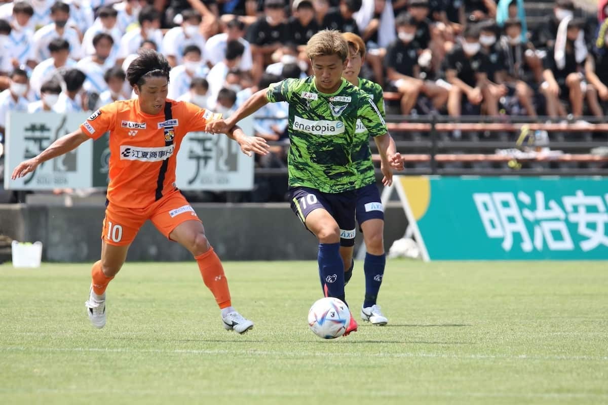 鳥取県のプロサッカークラブ「ガイナーレ鳥取」の試合風景