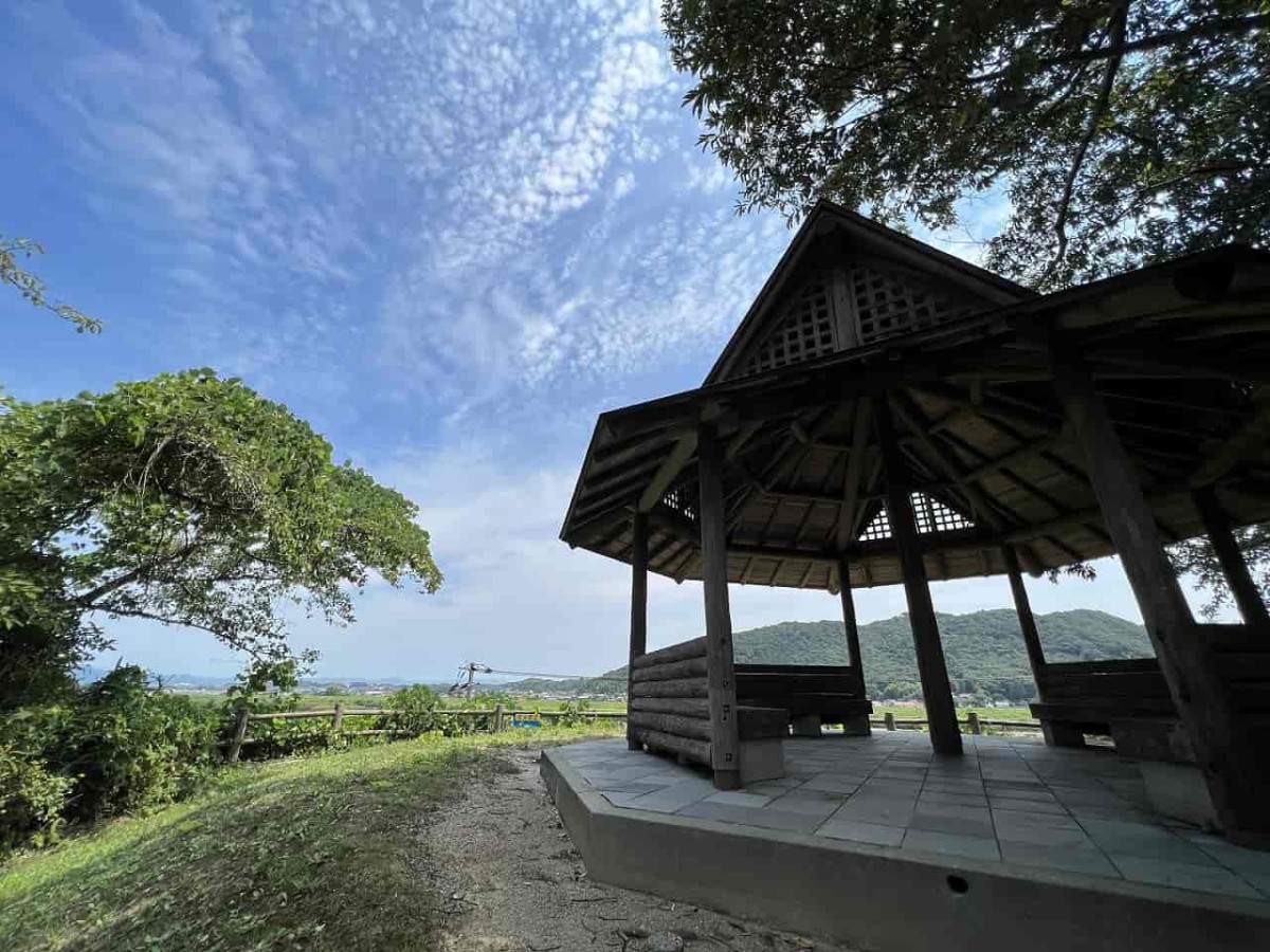 島根県出雲市にある「岩樋公園」の展望台