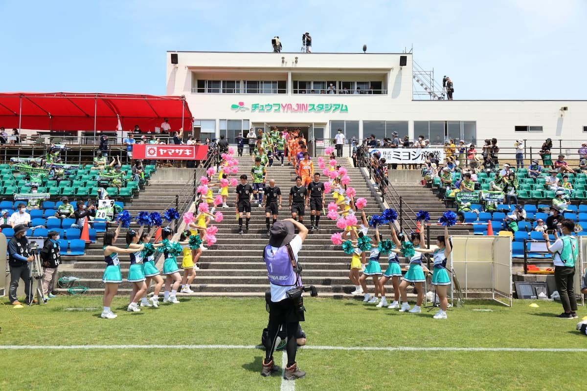 鳥取県のプロサッカークラブ「ガイナーレ鳥取」の応援団
