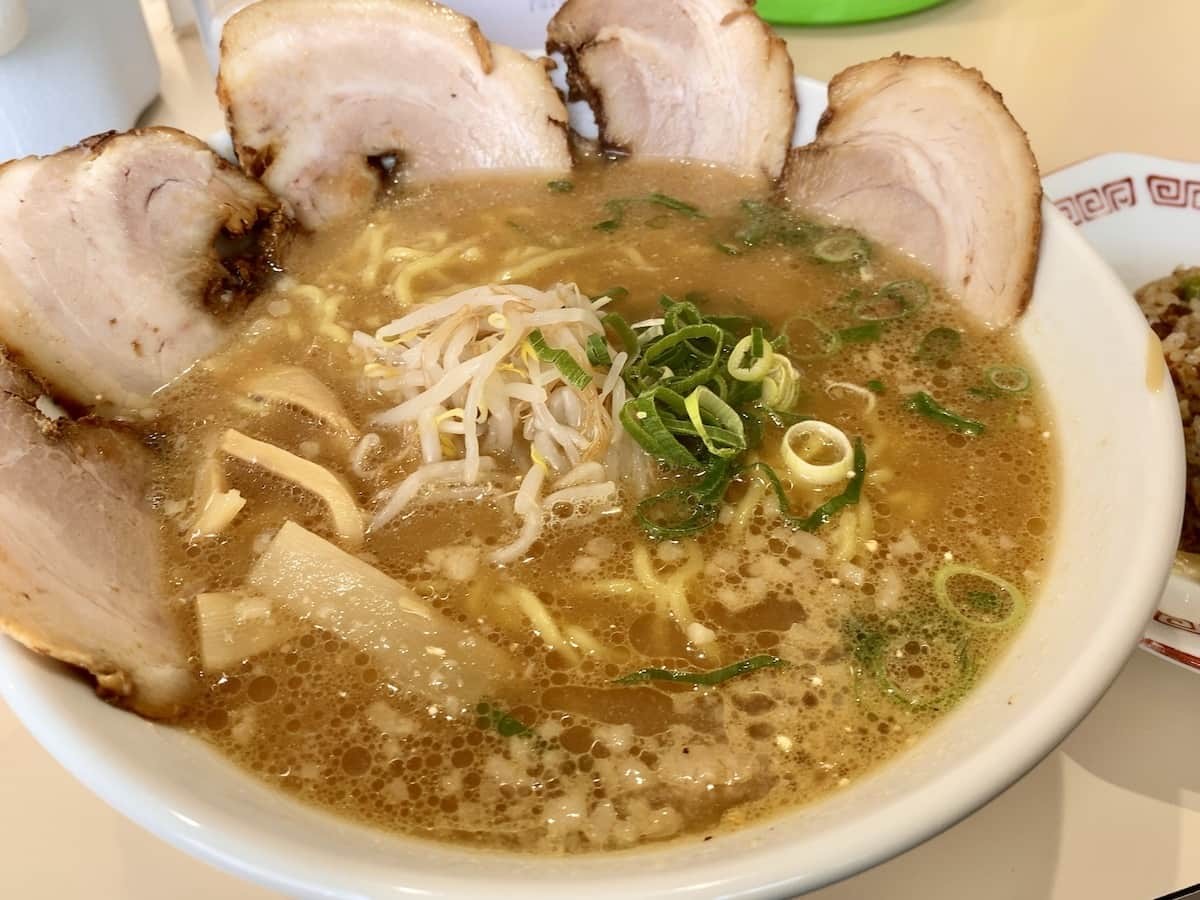 いしやんおすすめ島根県雲南市のラーメン店『ののむらラーメン』の「チャーシューめん」