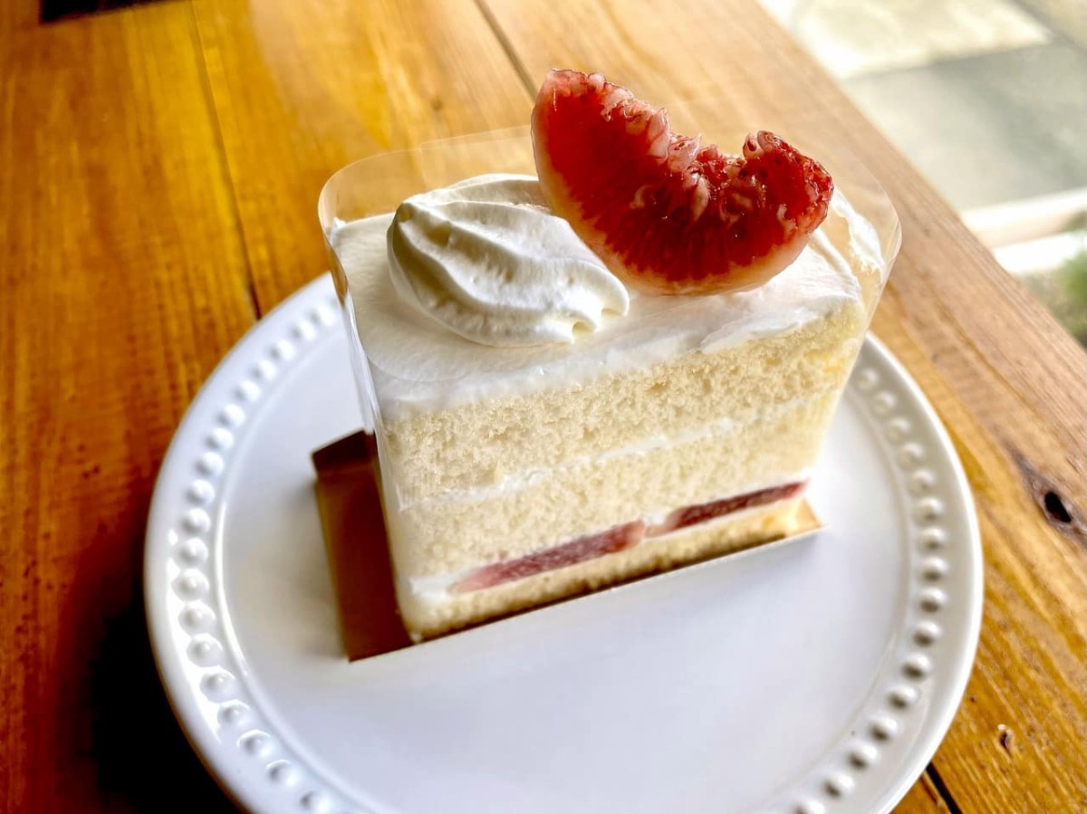 島根県美郷町にある「パティスリーサングリエ」のケーキ