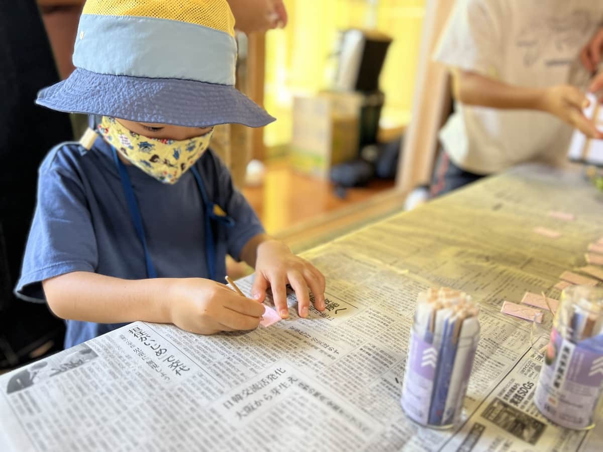 島根県出雲市の伊野地区で開催されたイベント「第1回こどもマーケット」の様子