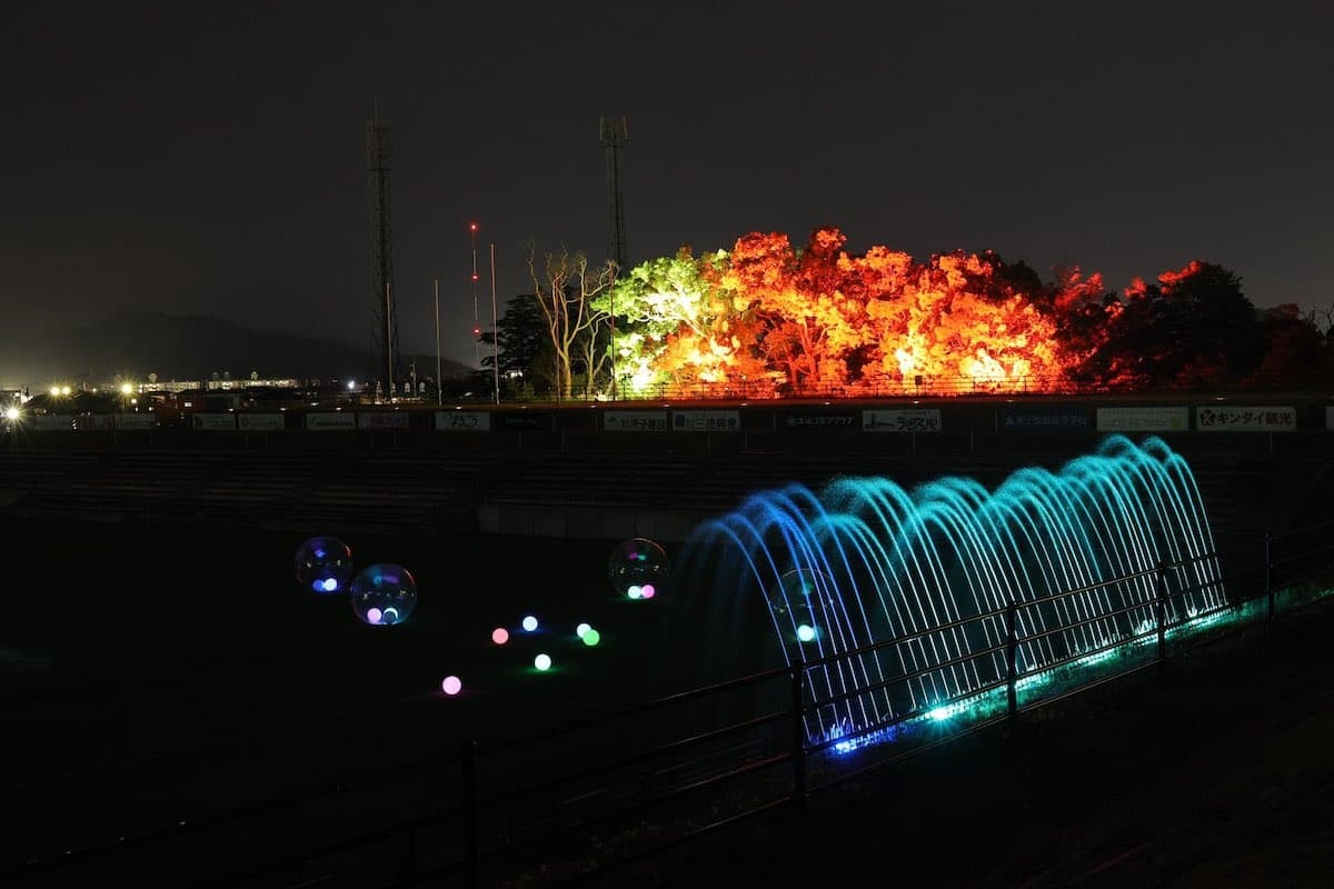 鳥取県のプロサッカークラブ「ガイナーレ鳥取」の夜宴スタジアム