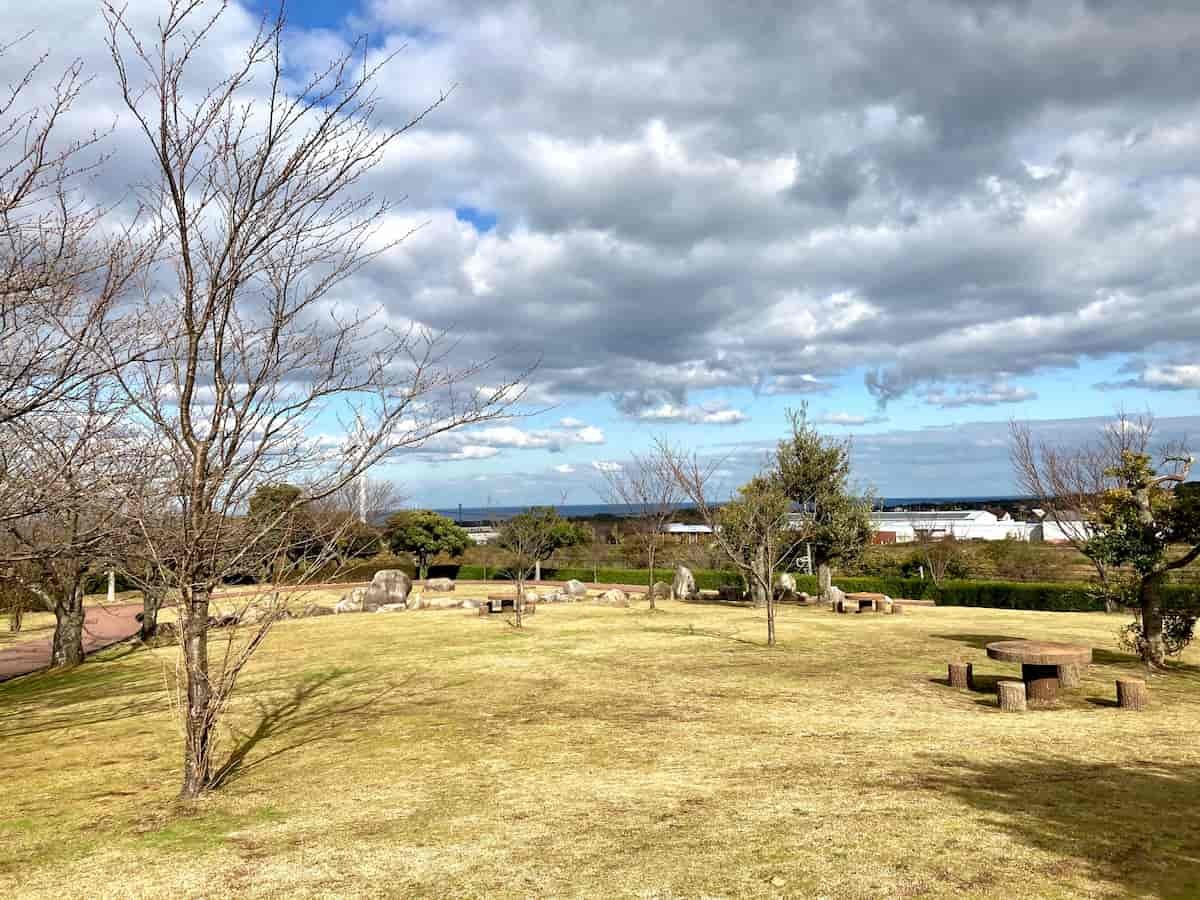 鳥取県西伯郡大山町にある『仁王堂公園』の様子