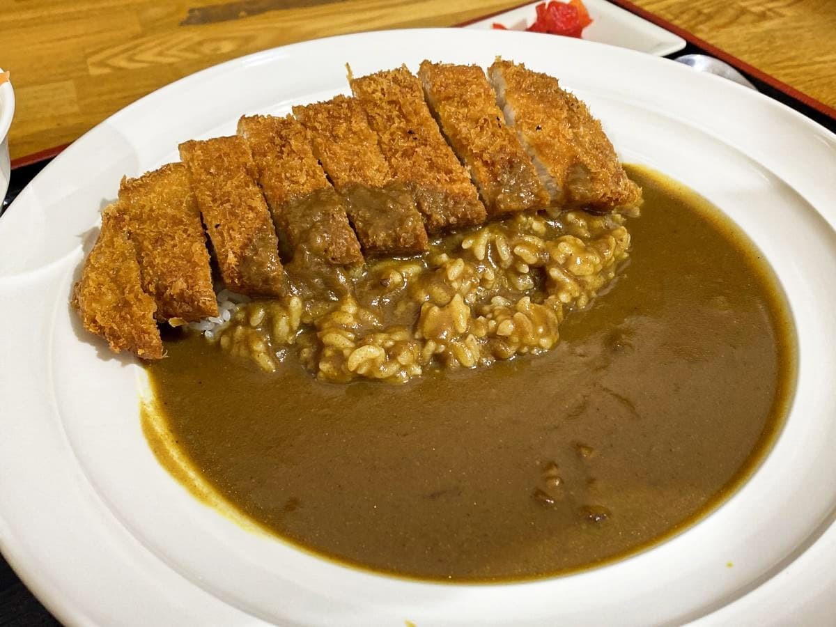 島根県雲南市の『道の駅さくらの里きすき』のカツカレー