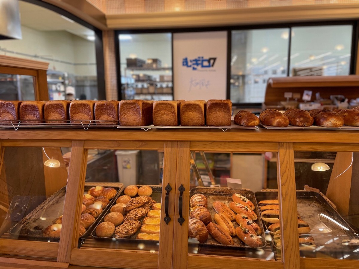 鳥取県米子市にある「マルイ車尾店」内のパン屋「大山風土むぎロク」のパン