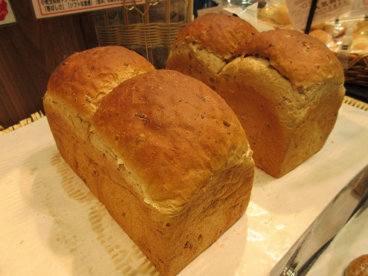 鳥取県米子市にある「ホック皆生店」内のパン屋「ホックベーカリー」のパン
