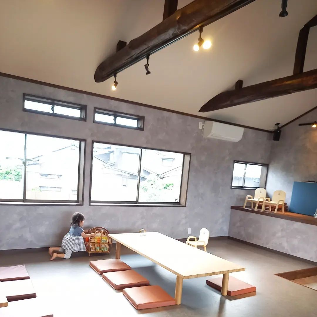 鳥取県大山町にあるカフェ『CAFE2020』の店内