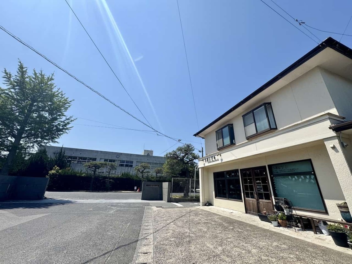 島根県出雲市大社町にあるカフェ『ちまひか』の外観