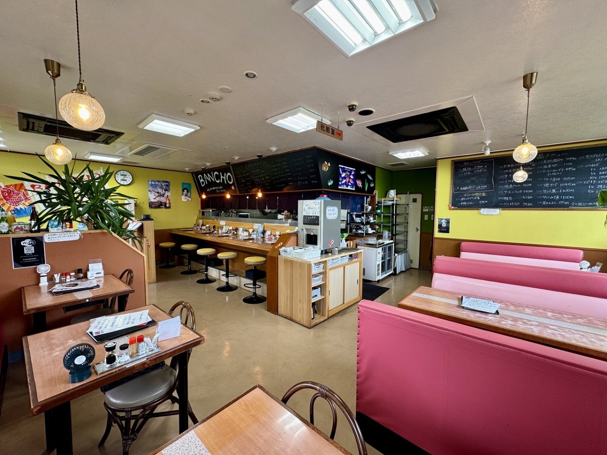 島根県出雲市にある定食屋『ばんちょう』の店内の様子