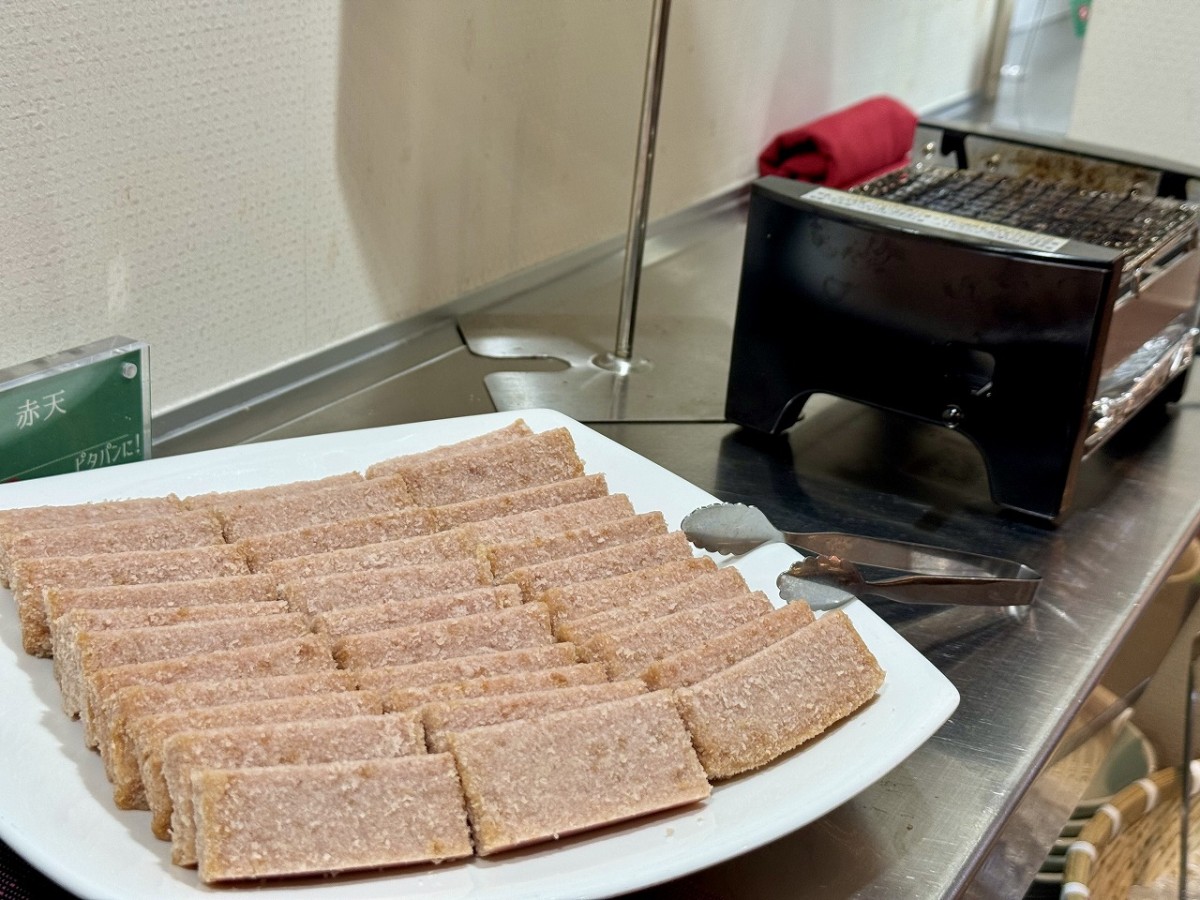 島根県出雲市にある『レストラン カメ―リア』の朝食バイキングのメニュー