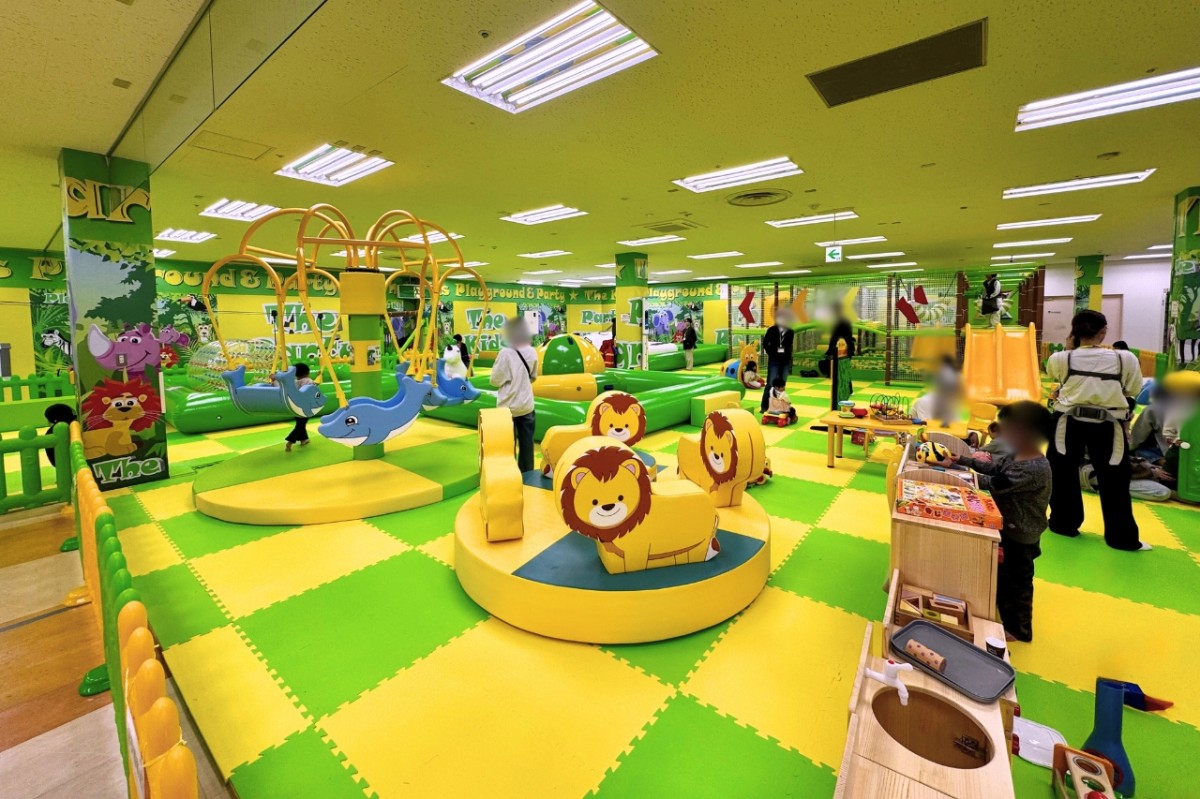 島根県出雲市にある室内遊び場『ザ・キッズ』の様子