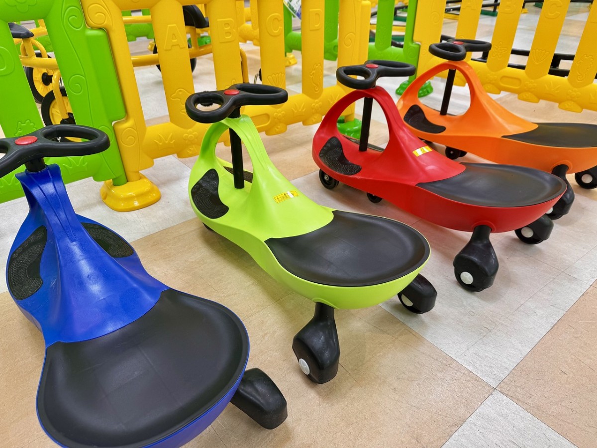 島根県出雲市にある室内遊び場『ザ・キッズ』の様子