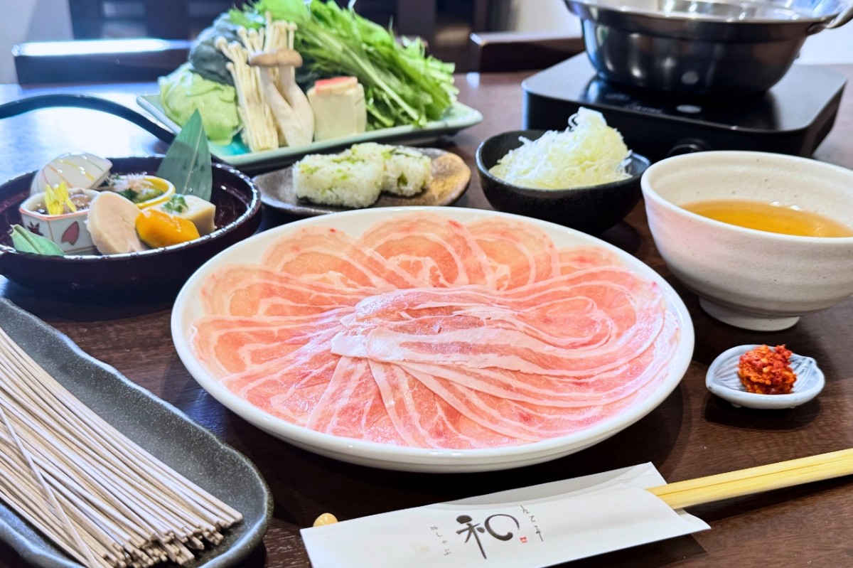 島根県松江市にある『豚しゃぶ 和』のしゃぶしゃぶ鍋コース