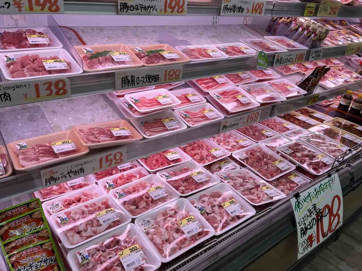 島根県松江市にある『シンコー』で販売している肉
