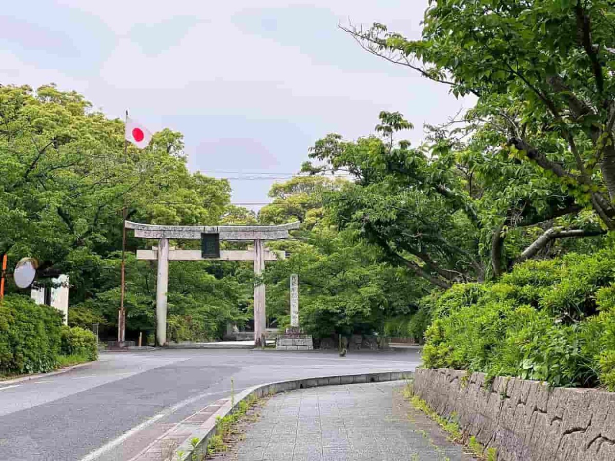 鳥取県大山町にある『名和公園』近くの神社の様子