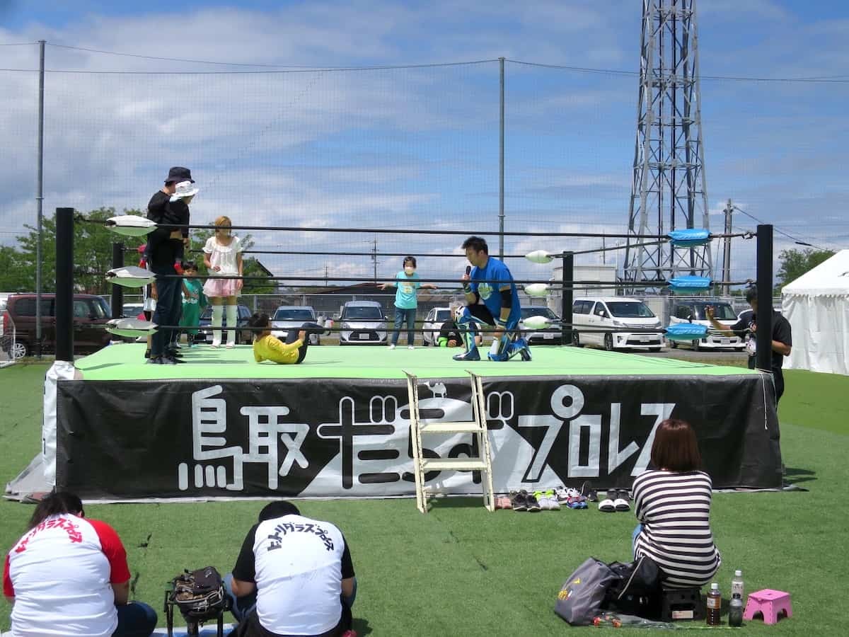 鳥取県を中心に活動しているプロレス団体「だらずプロレス」のプロレス教室