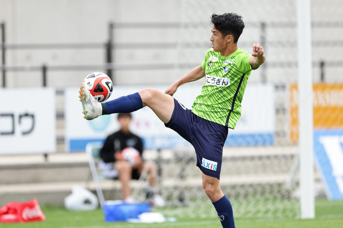 鳥取県のプロサッカークラブ「ガイナーレ鳥取」の試合風景