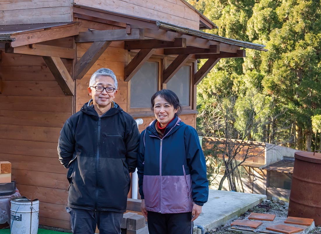 鳥取県大山町にある『とうふ屋 葉月』の店主夫妻